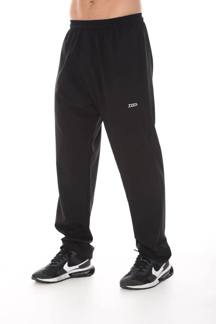 jogger deportivo con tela antifluido