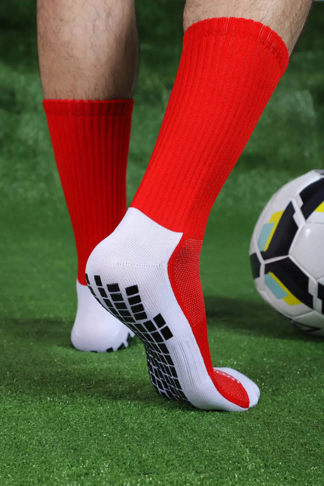 Medias canilleras antideslizantes rojas