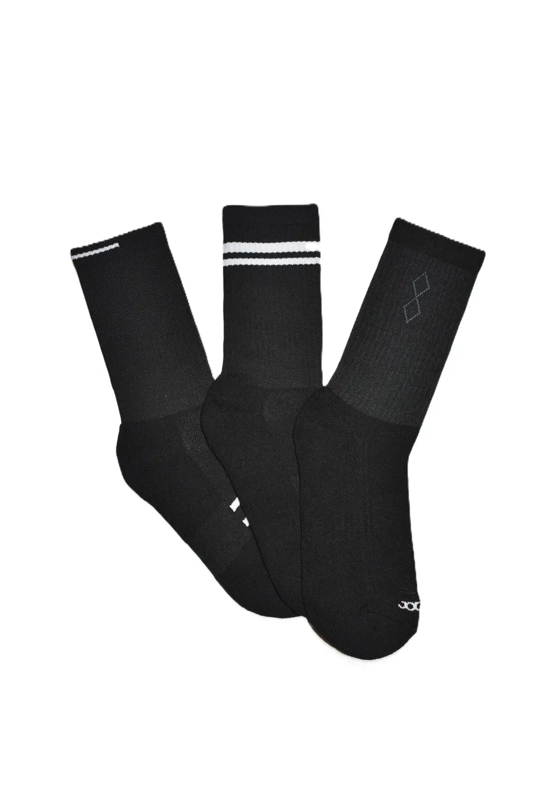 medias canilleras deportivas JOGO, diseño clásico y versátil se adapta perfectamente a tu día a día, ya sea para acompañar tu look casual o tu rutina deportiva