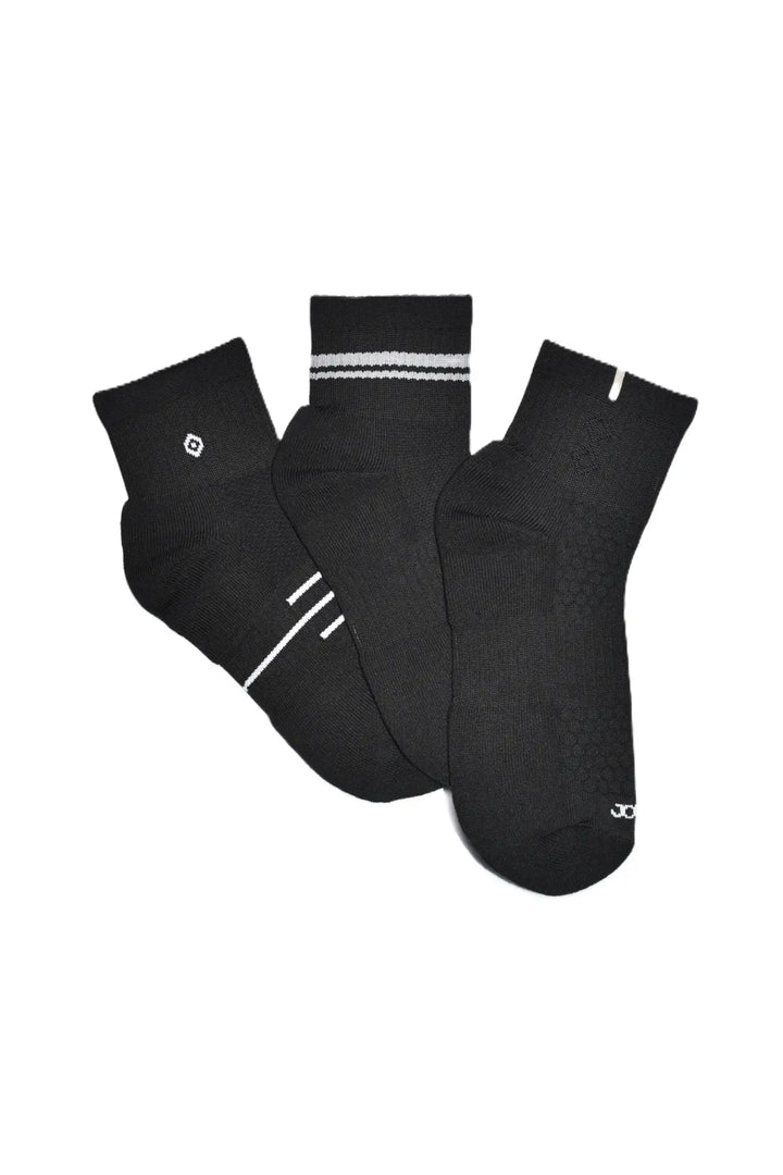 medias tobilleras deportivas JOGO, diseño clásico y versátil se adapta perfectamente a tu día a día, ya sea para acompañar tu look casual o tu rutina deportiva